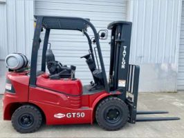 Bull Industrial Forklift  